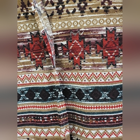 CATO Women’s South Western Geometric Print Three Quarter Length Cardigan Hoodie - Picture 3 of 6